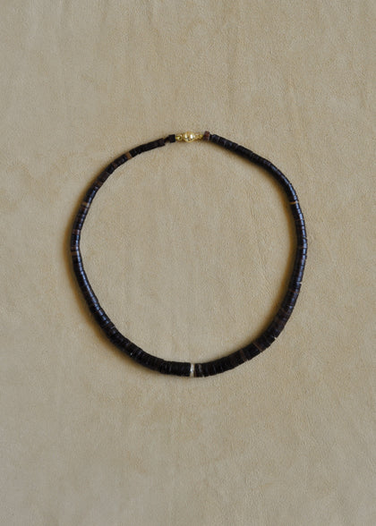 Elegant Puka Diamond Collar
