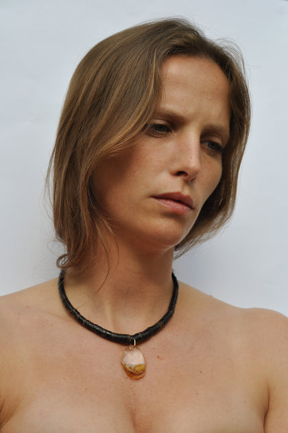 The Faceted Drop Collar