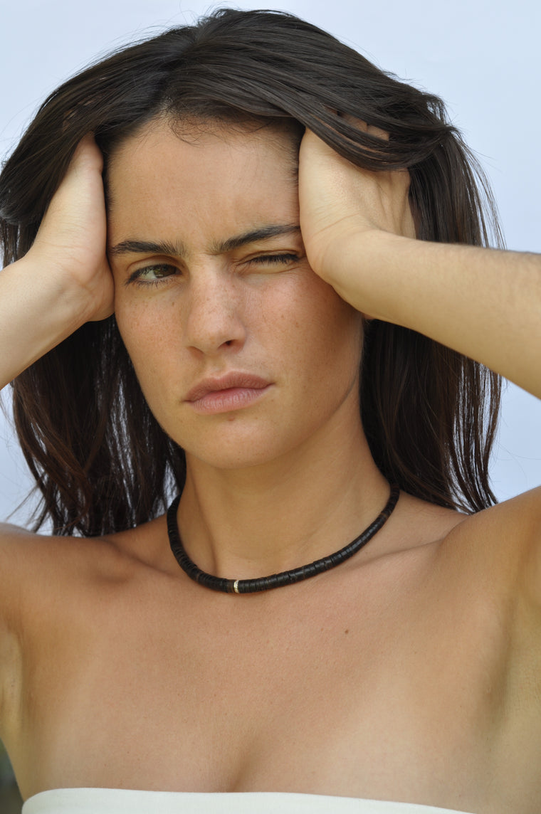 Elegant Puka Diamond Collar