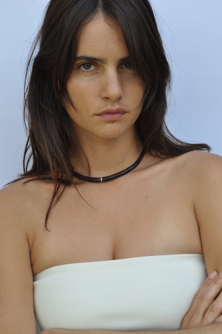 Elegant Puka Diamond Collar