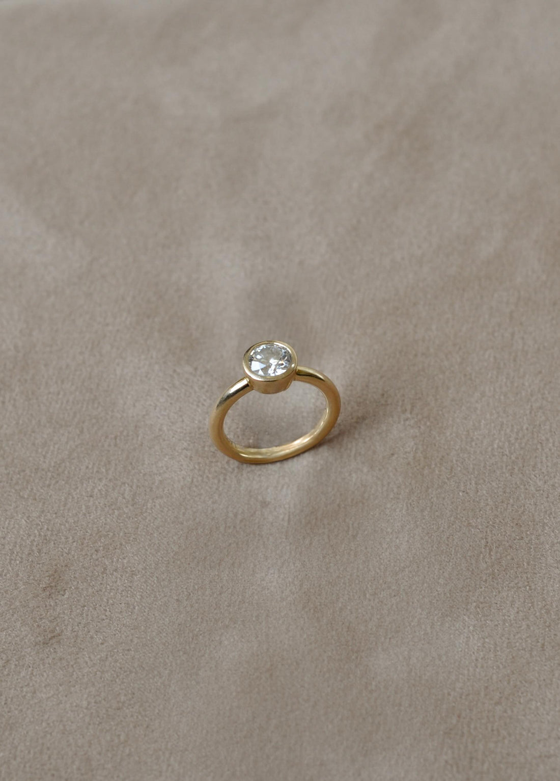 Sweet Diamond Pinky Ring