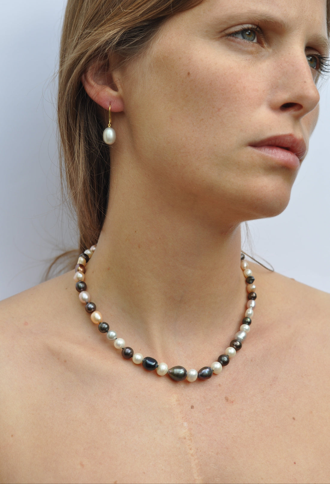Lili Baroque Necklace