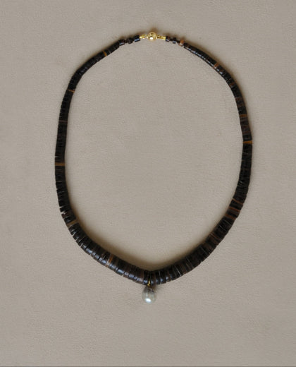Elegant Tahitian Pearl Puka