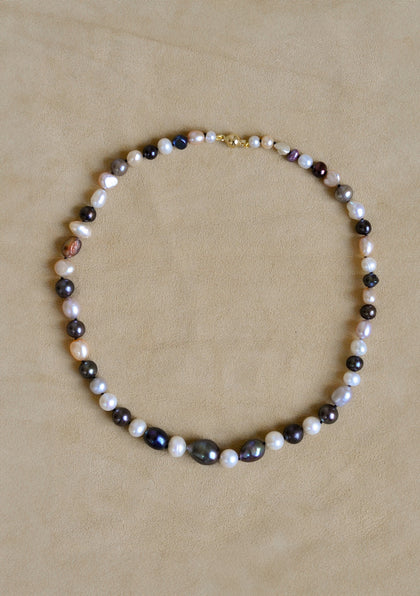 Lili Baroque Necklace