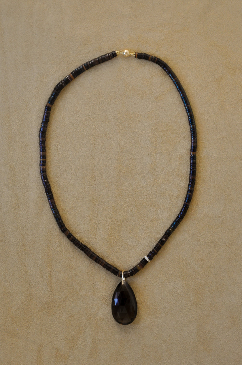 Pendant Puka Necklace │ Smoky