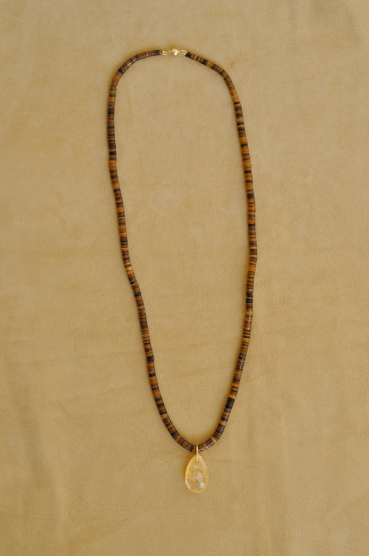 Brown Striped Shell Strand Pendant Necklace